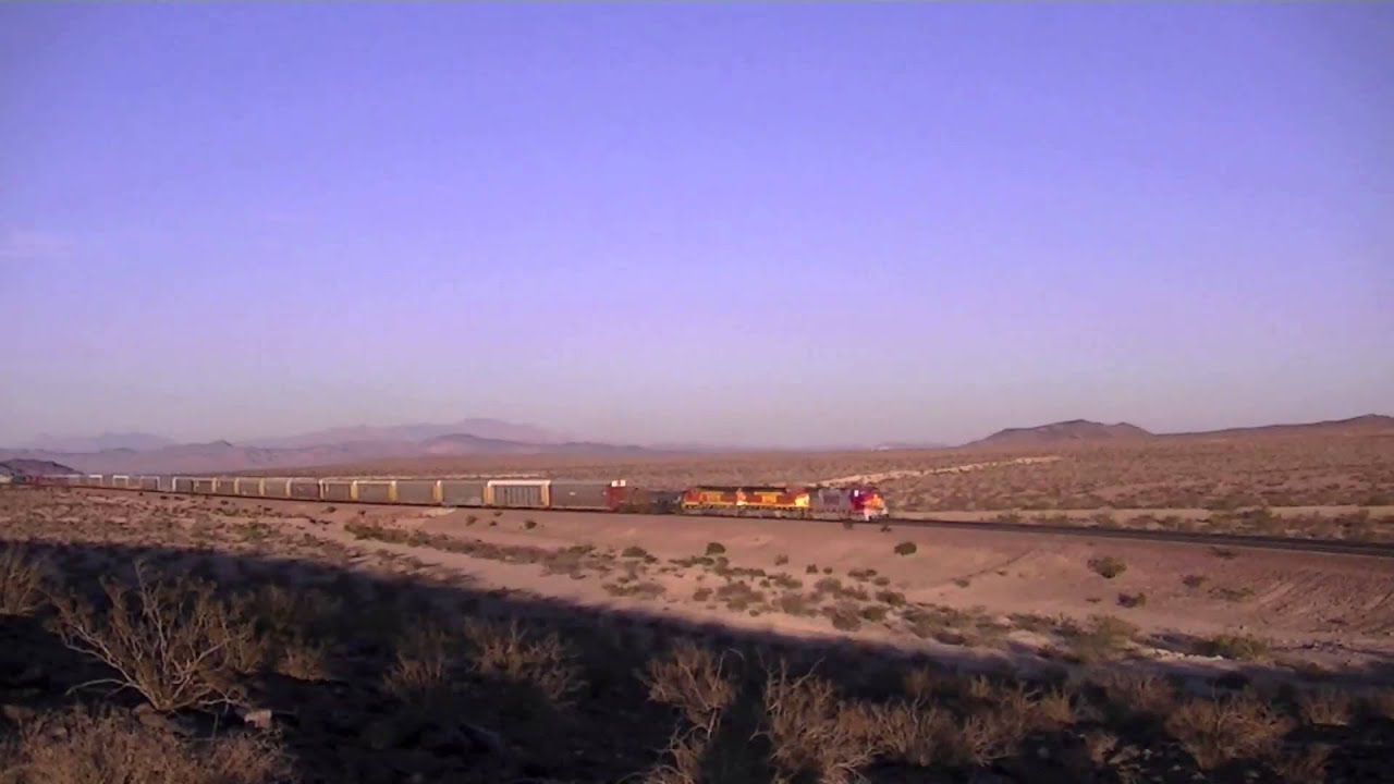 BNSF Cadiz Local Across the Needles Sub with B40-8W's