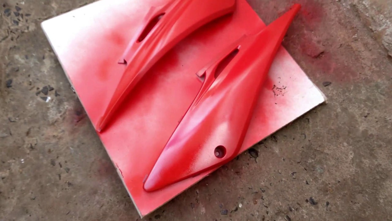 Pintando as peças de plastico da Bros 150