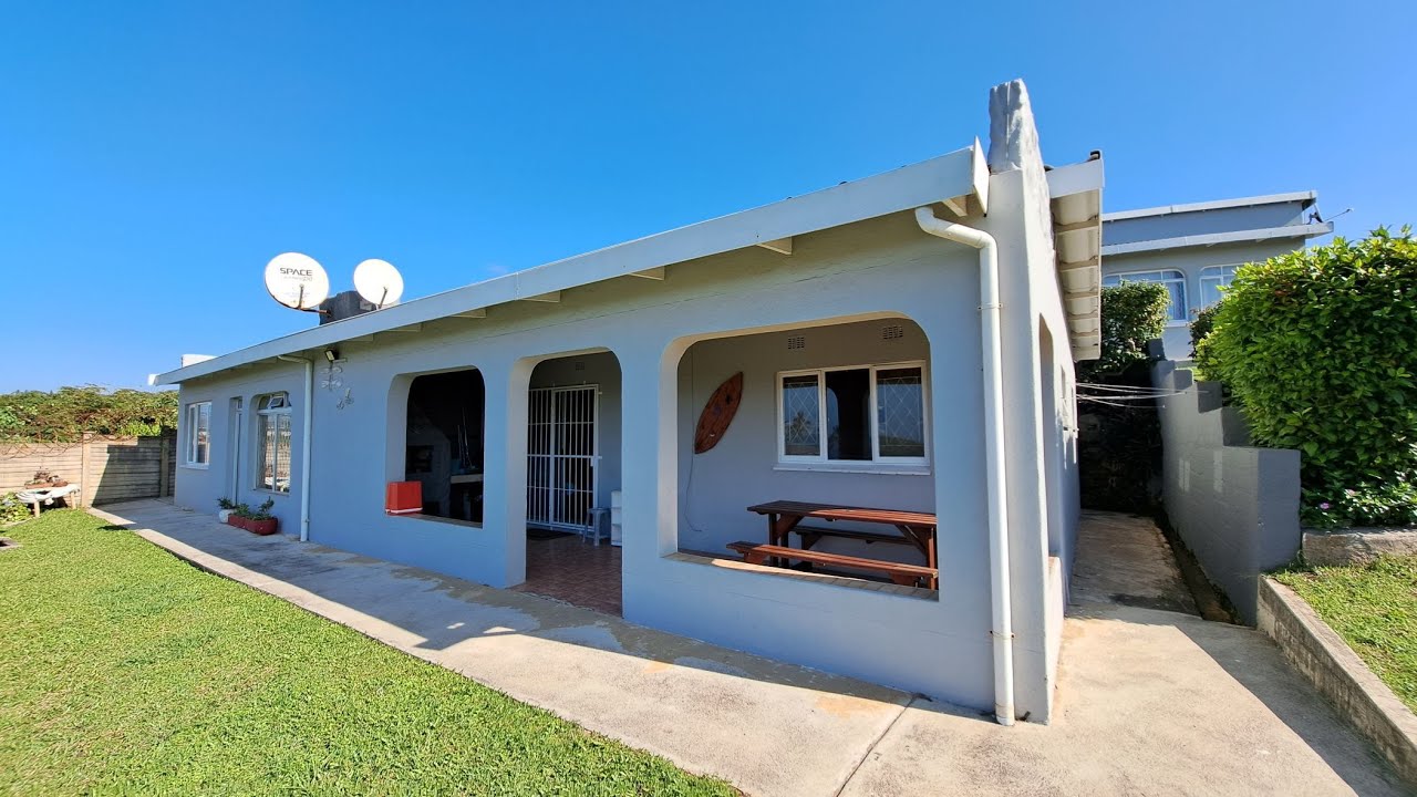 2 bedroom townhouse for sale in Hibberdene | Pam Golding Properties KZN South Coast