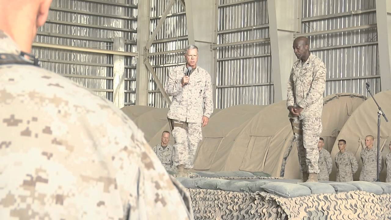 Commandant Visits Marines at Kandahar Airfield