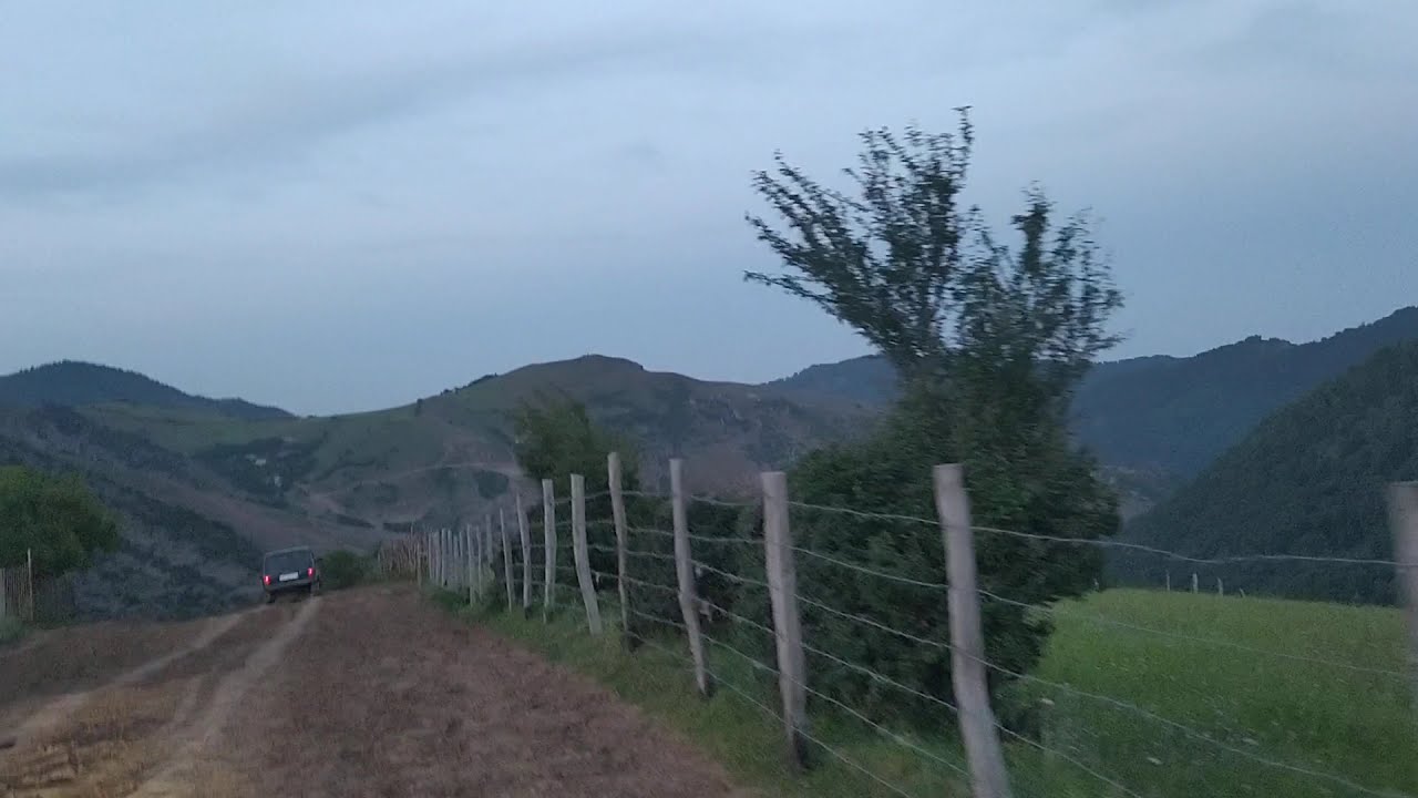 Astara rayonu hamoşam kəndi təhl&uuml;kəli yollar