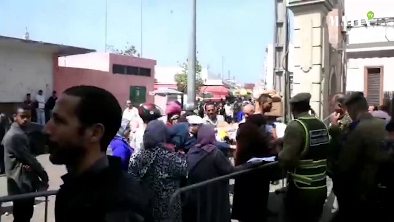 السلطات المحلية تسيج أحياء بالمدينة القديمة بسبب عدم احترام السكان لحالة الحجر الصحي