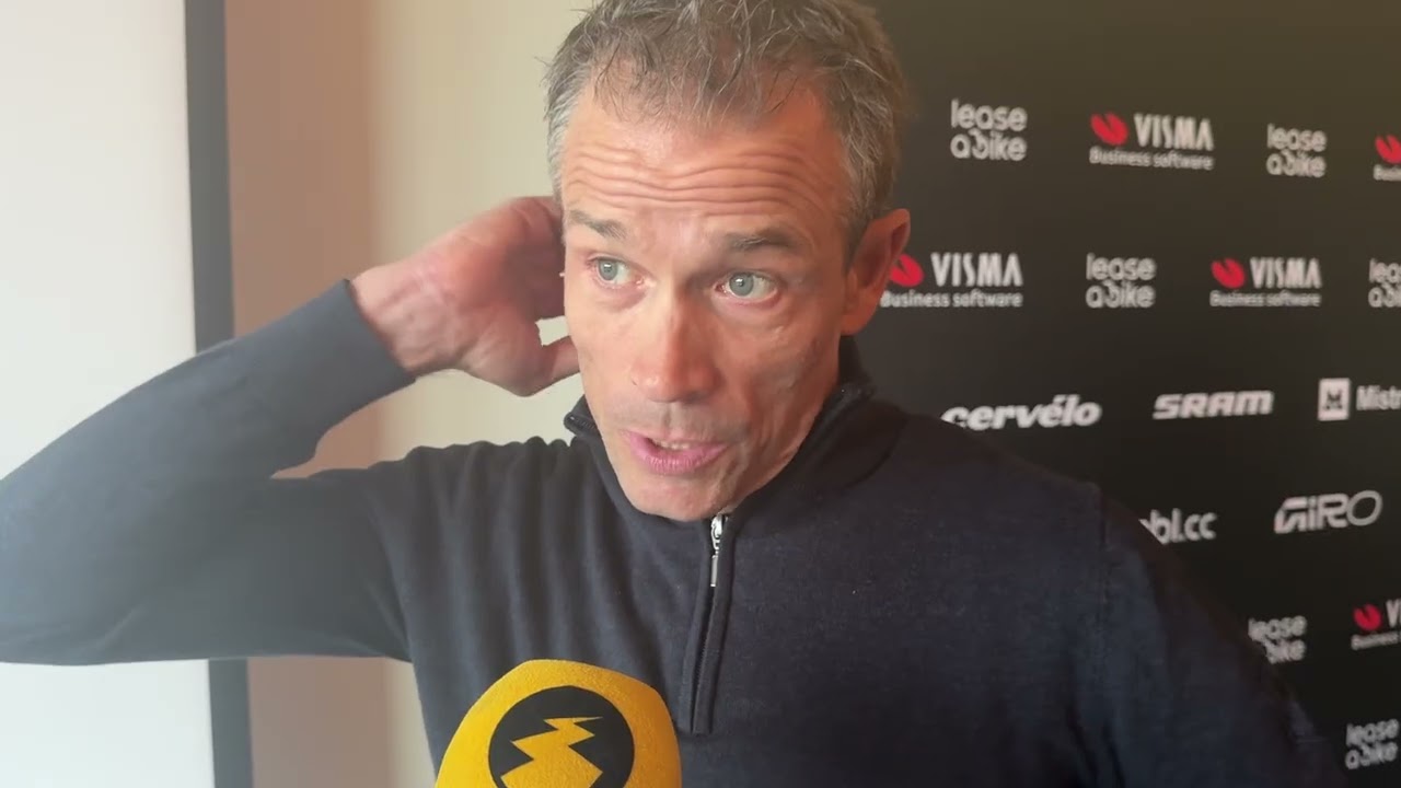 Grischa Niermann relativeert ziekte Wout van Aert: “Hopelijk terug in vorm voor grote doelen”
