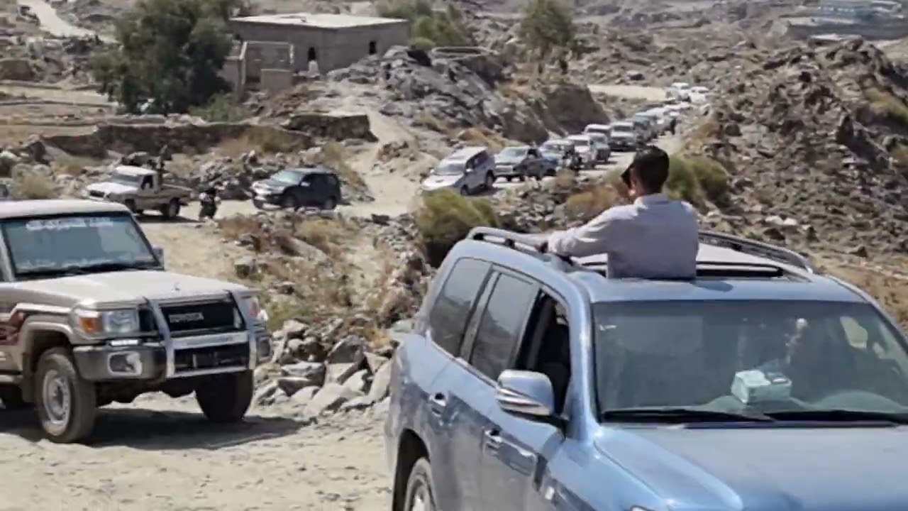 عادات وتقاليد قرية #القزعة_الشعيب خروج الشواعه من بيت الحريوه Sameero# زواجه شريف الغادر