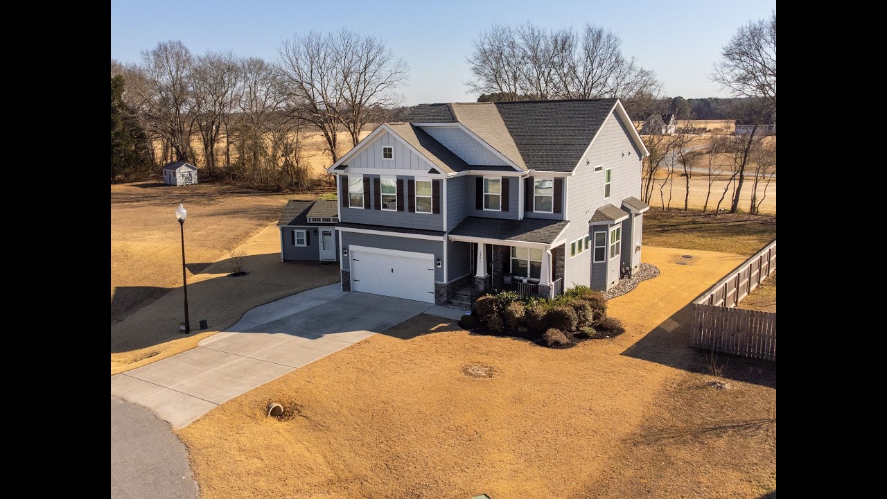 1305 White Spruce Dr Willow Spring