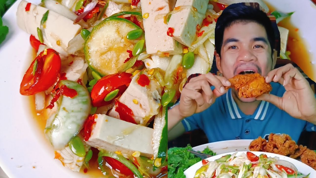 ตำแตงนัวๆหนังไก่ทอดกรอบๆ