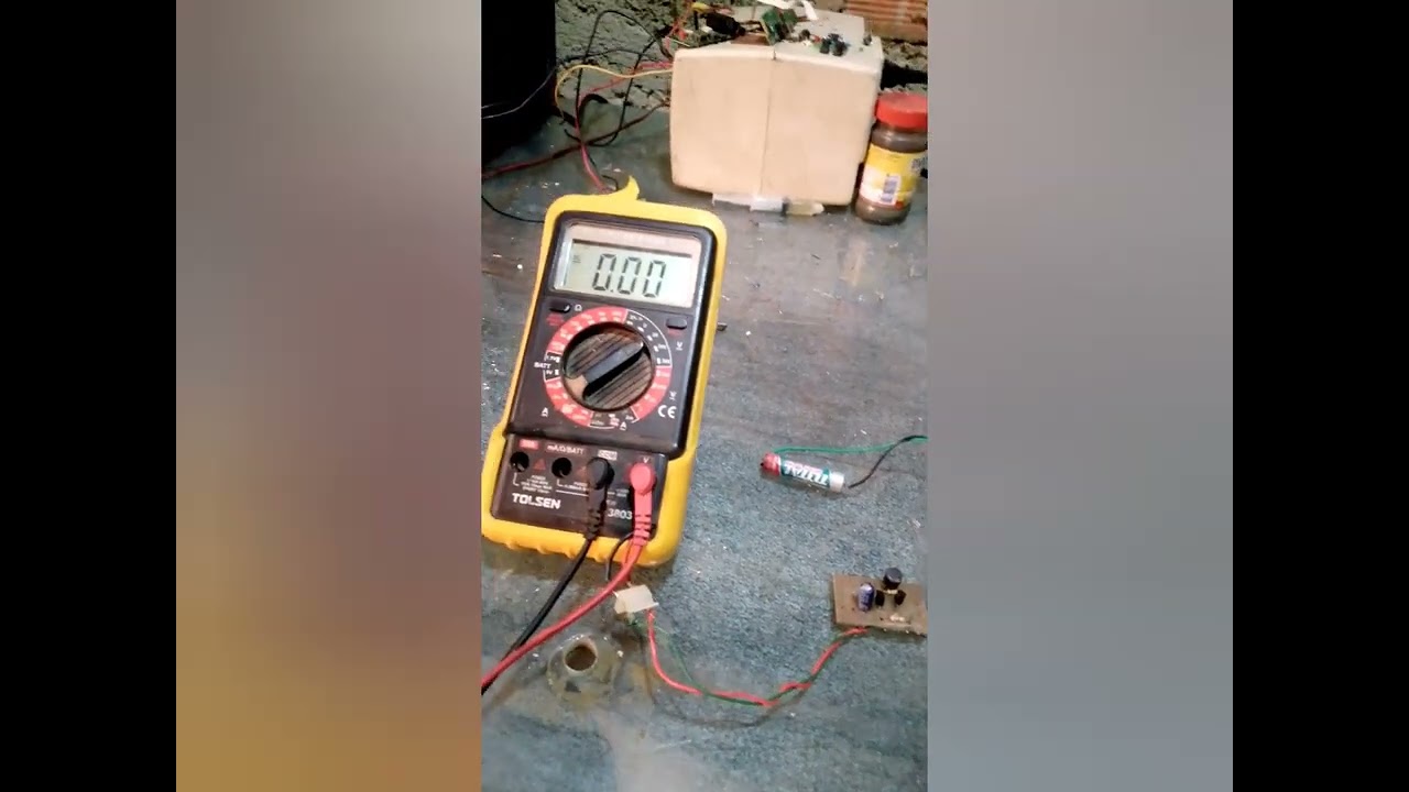 CIRCUITO ELEVADOR 1.5V A 9V 