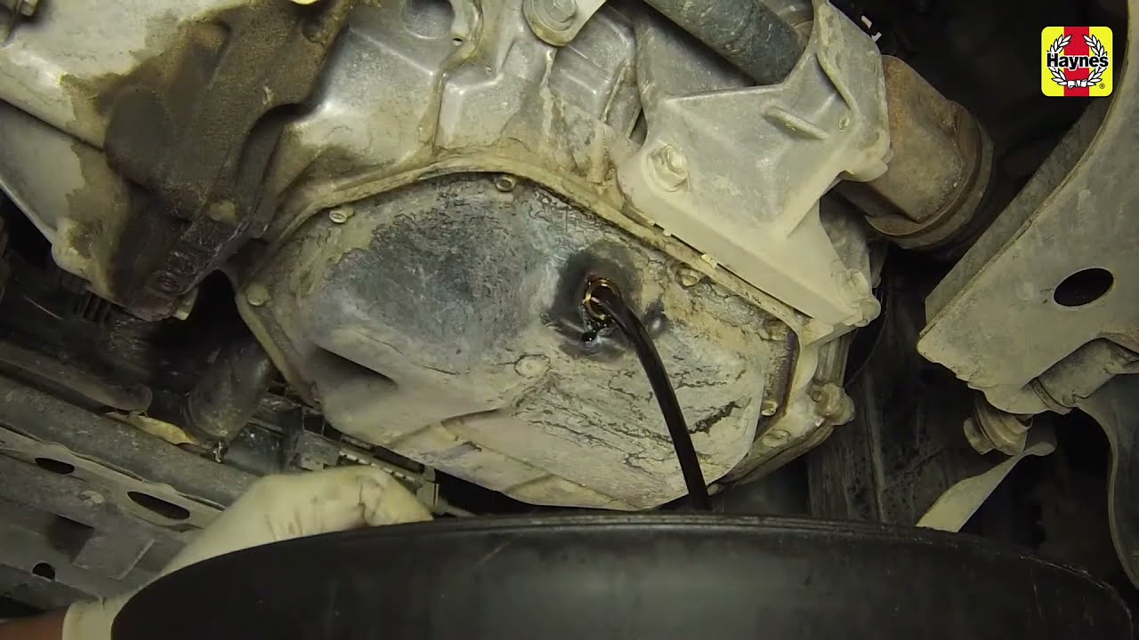 Как заменить моторное масло и фильтр на Nissan Versa 2007-2019 годов выпуска.