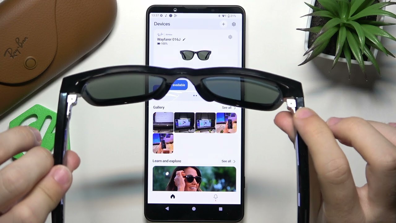 META Ray-Ban Wayfarer &ndash; How to Take a Picture