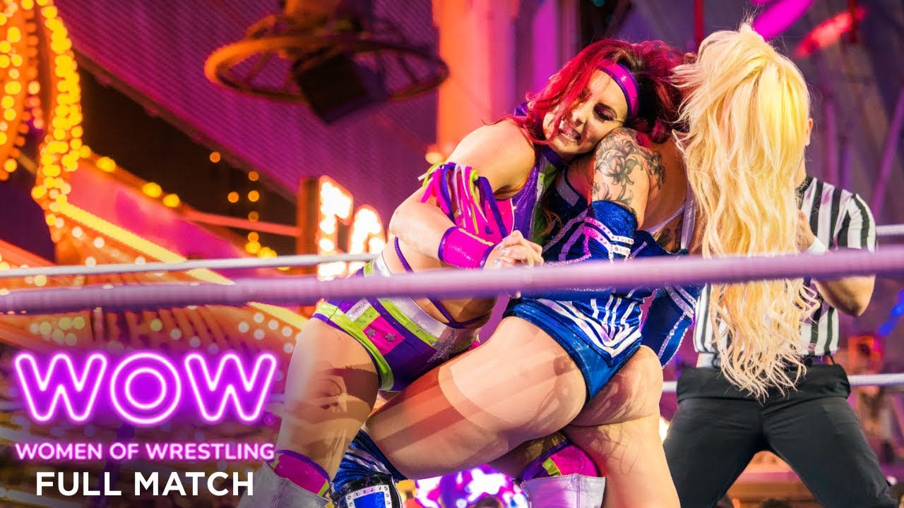 Paola The Colombian GOAT (w/ Abilene Maverick) vs Santana Garrett | WOW - Women Of Wrestling