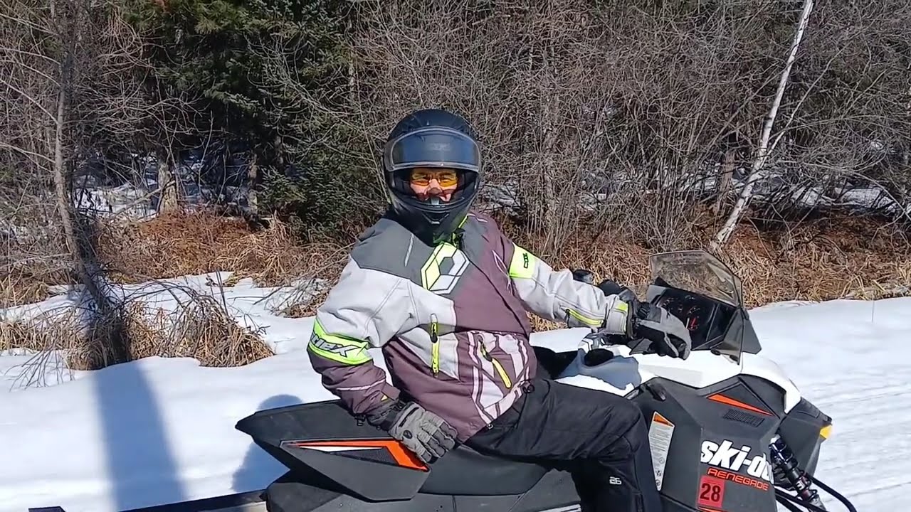 Top speed runs!! Mountain Max 700, V-Max 500, Skidoo 600