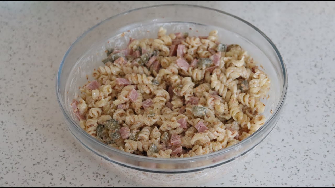 Ukusna salata od makarona sa susamom