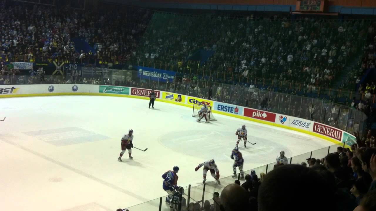 Medvescak - Red Bull || 4.11.2011.