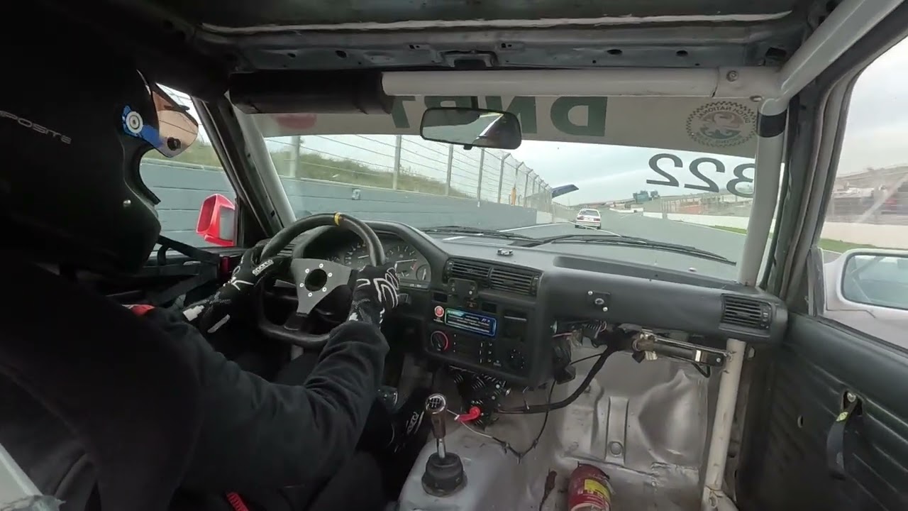 BMW E30 Cup - Zandvoort 18 oktober 2025 - Race 3 (back-up car 322)