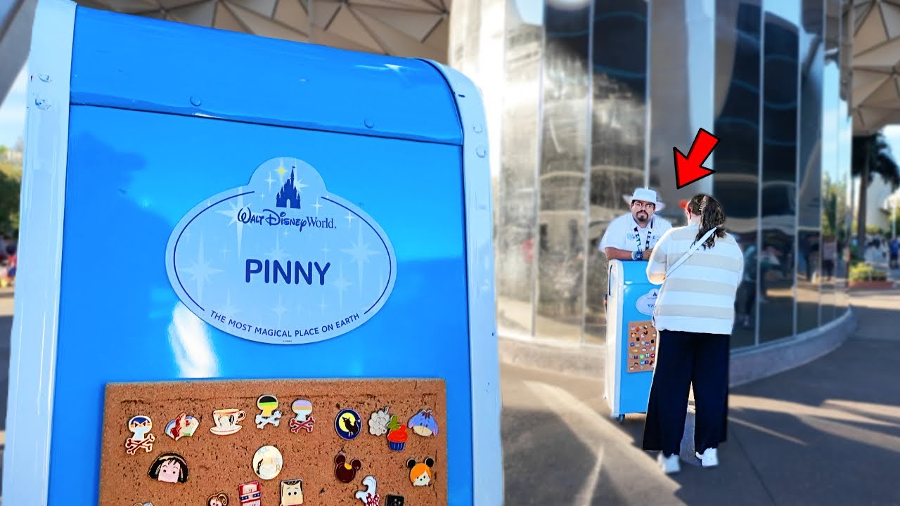 Finding Epcot's RARE Pin Board! | Cookie Stroll & Olaf's Scavenger Hunt