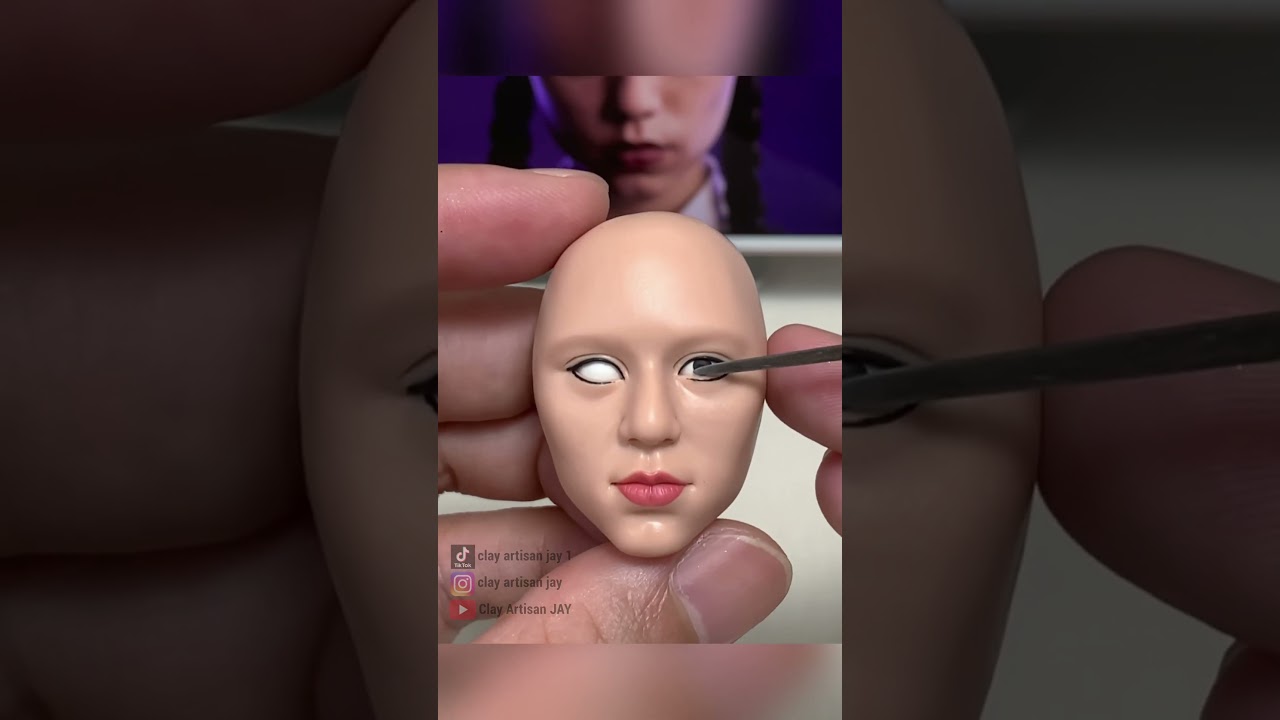 Clay Artisan JAY ：Transforming Clay into Wednesday Addams' Portrait