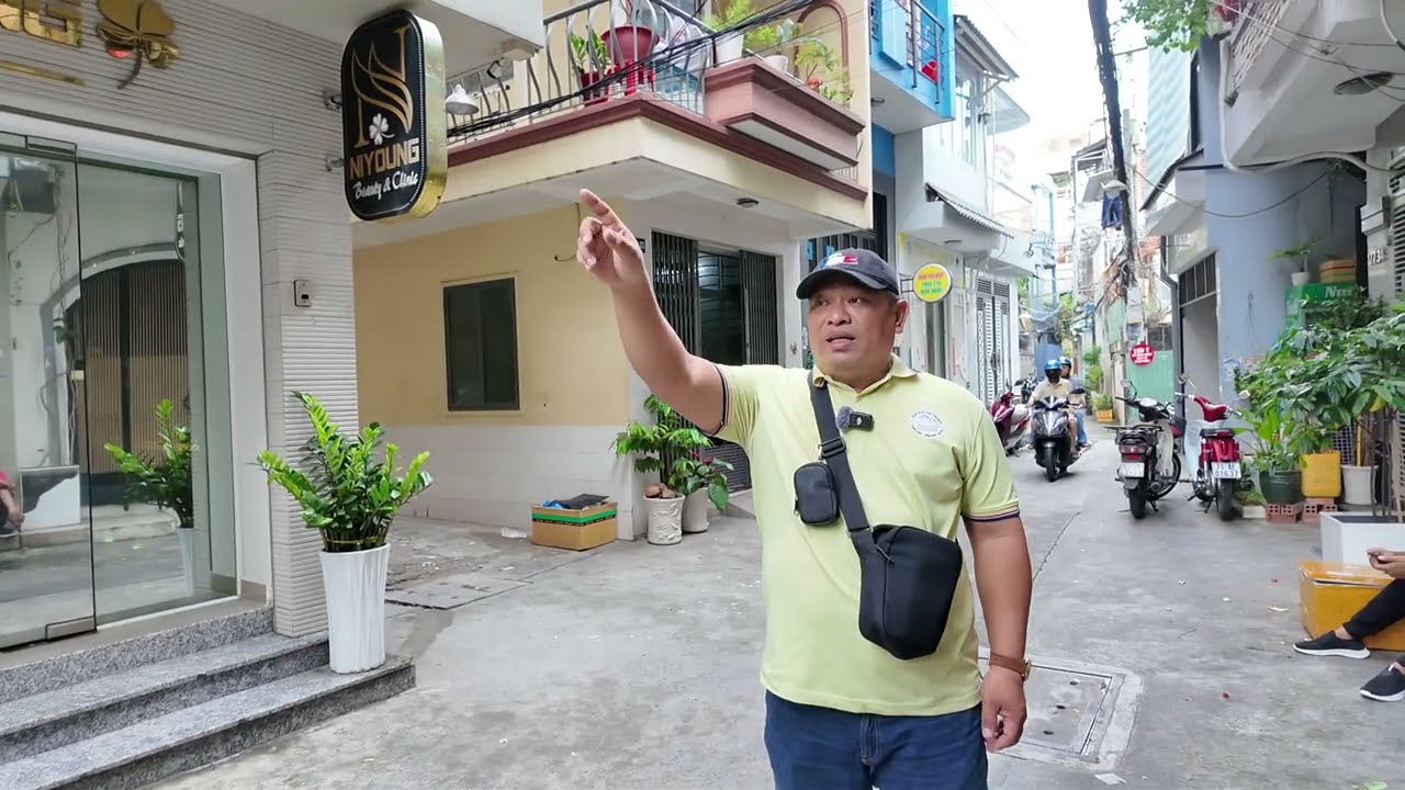 Quận 10. Bán Nhà Quận 10 gần Nhà Hát Hoà Bình gần Ngã 7 Lý Thái Tổ Q3 #0933787878