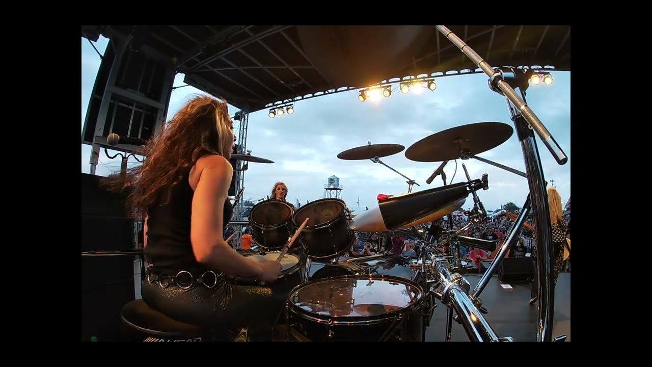 ROXY PETRUCCI of VIXEN - Drum Cam - Clearwater, FL. - 2/9/2019