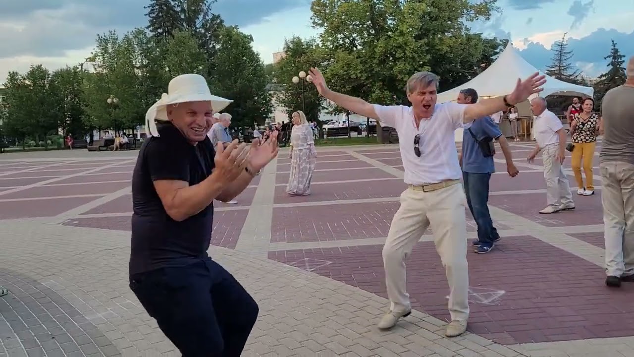 Самое прикольное видео!!! Анатолий и Виктор!!! Браво 👏 👏 👏 ... 30.06.24...