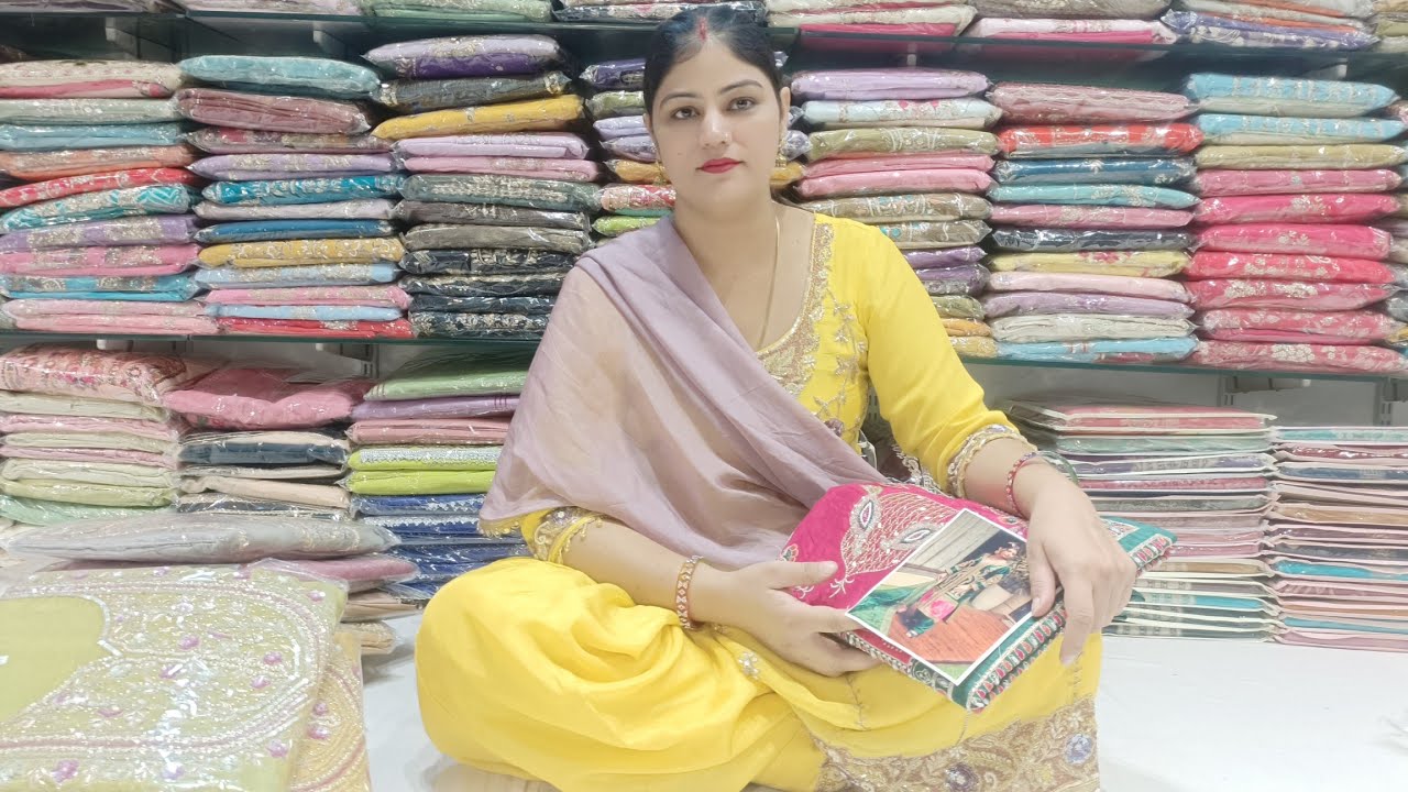 चांद सी bahno ￼के लिए तारों जैसे चमकते सूट🙏🏻🛍️8307876703(20