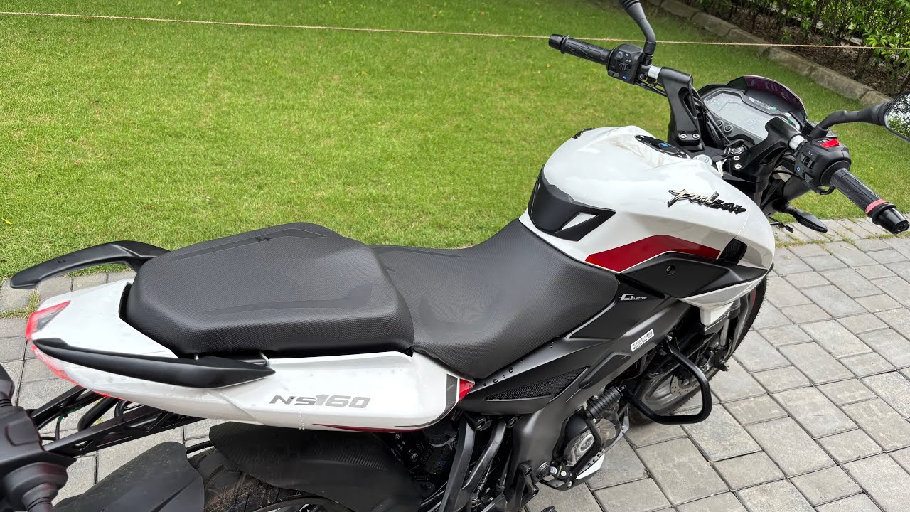 Ye Wali Hai New 2025 Bajaj Pulsar NS160 Riding Mode Details Review | On Road Price New Changes