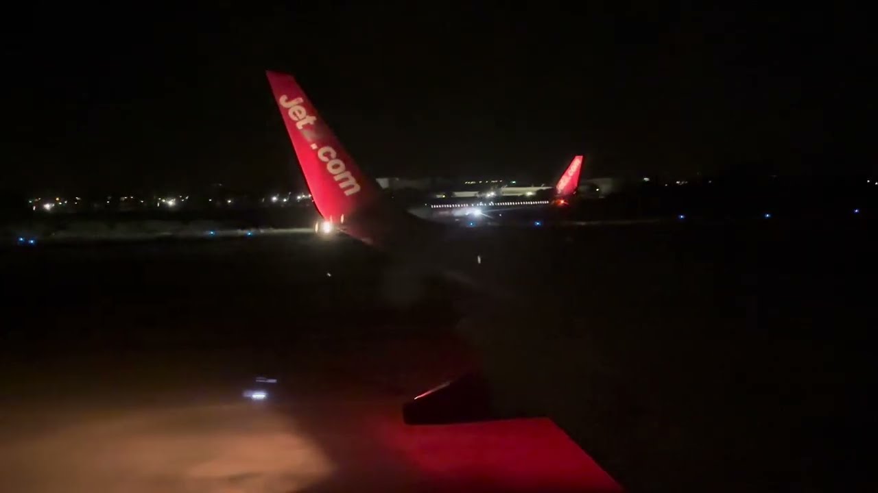 Jet2 Boeing 737-85P G-DRTF Safety Demo And Powerful Takeoff From Almería Airport