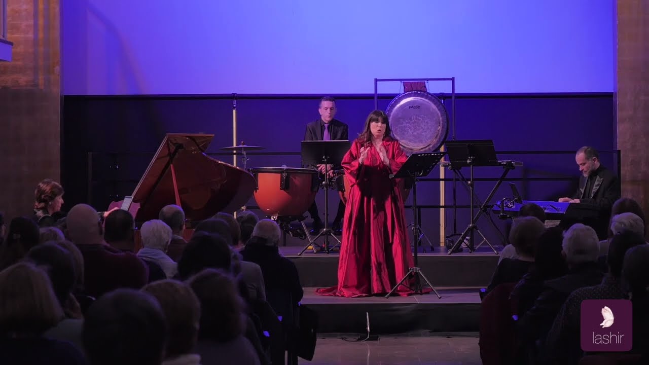 SAINTE Beau Chant