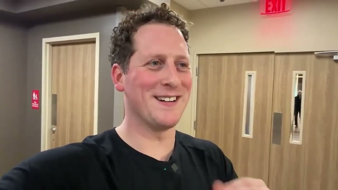 Talk of the Town's Cole Johnson tries out a community class at the Nashville Ballet