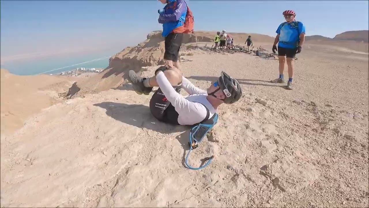 סרטון מטיול אופניים עם 