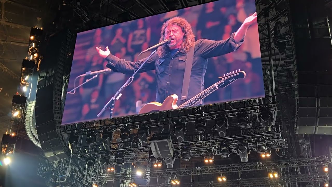 Foo Fighters - Exhausted, Everlong (Live at the Kia Forum 1-14-2026)