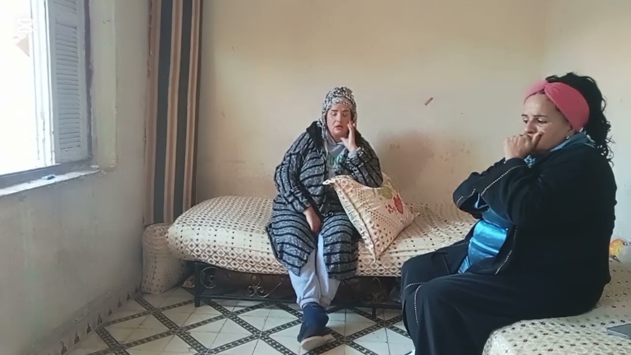 ناري مولات الدار بات تخرجني بسباب سي محمد وبشرى😱😧0638340582