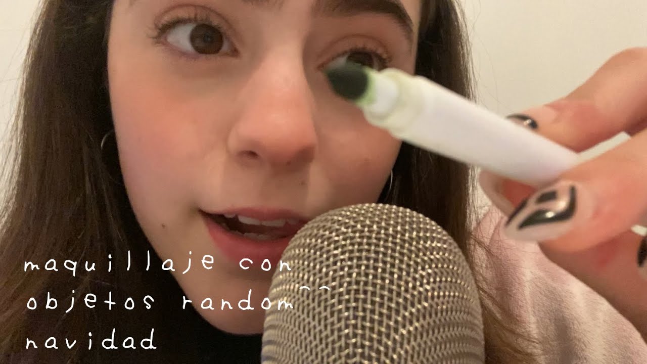 asmr maquillandote para navidad con objetos random