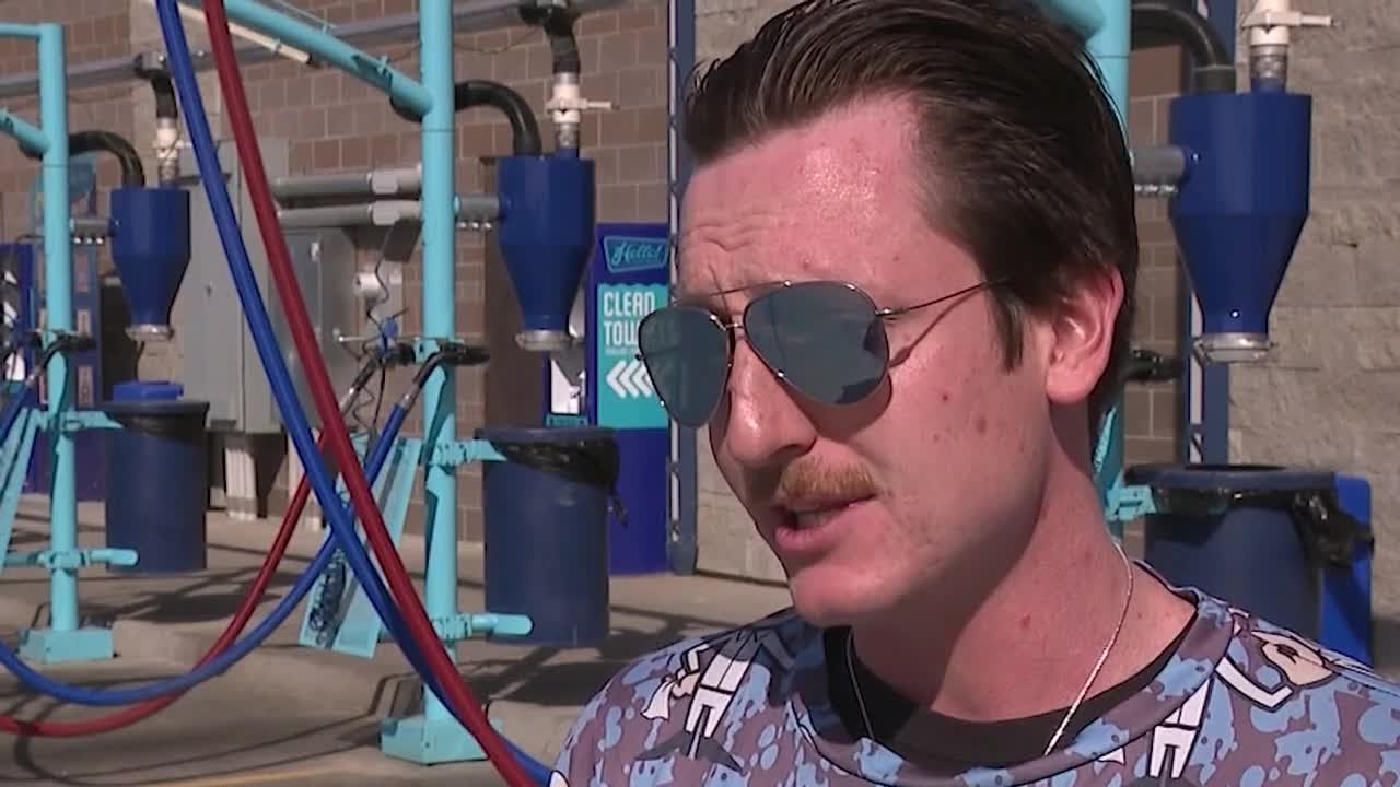Компания Denver Water рассматривает возможность введения ограничений на потребление воды в услови...