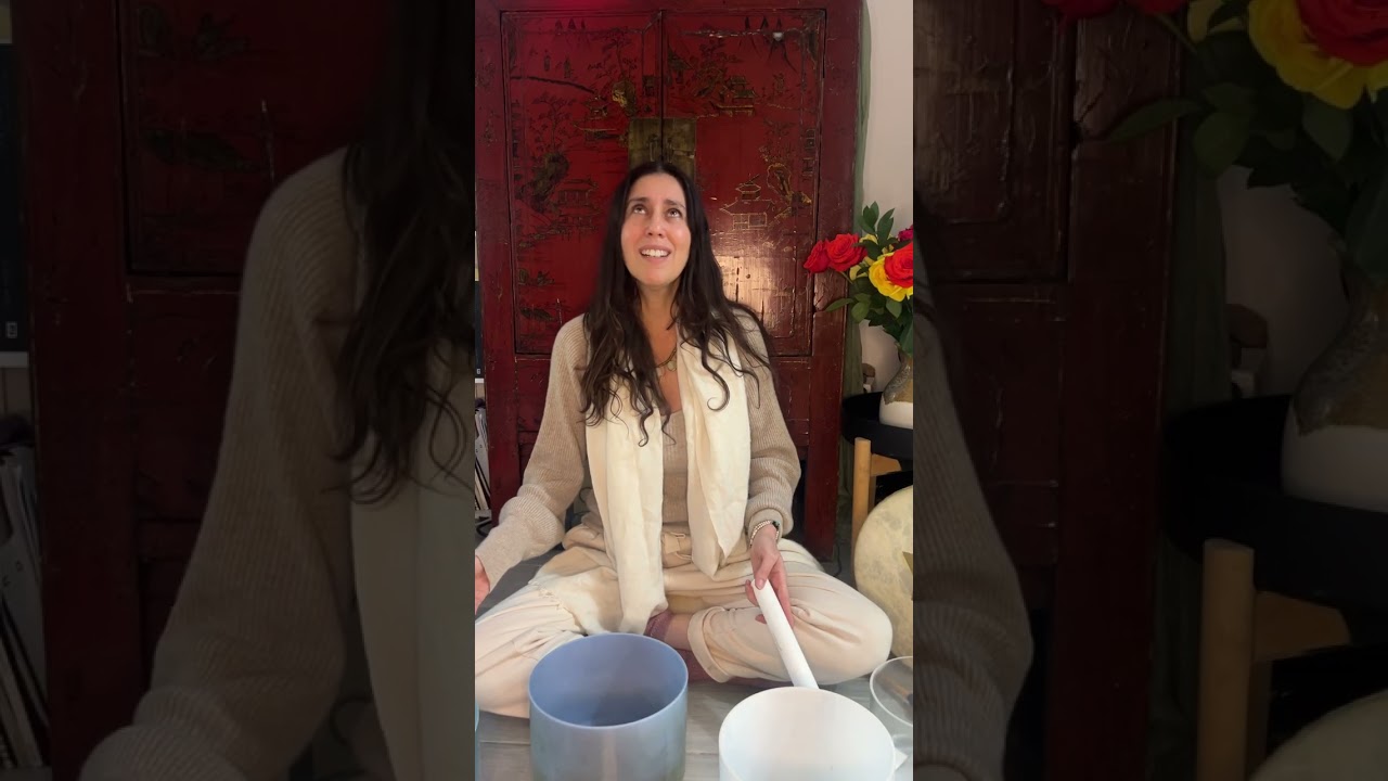 FULL MOON LEO | 8min | transmission with quantum sound and singing