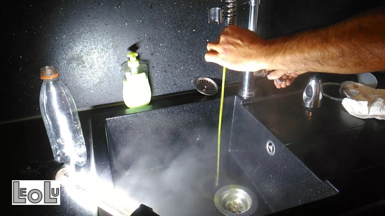 Solution radicale pour tuyau d'eau bouché