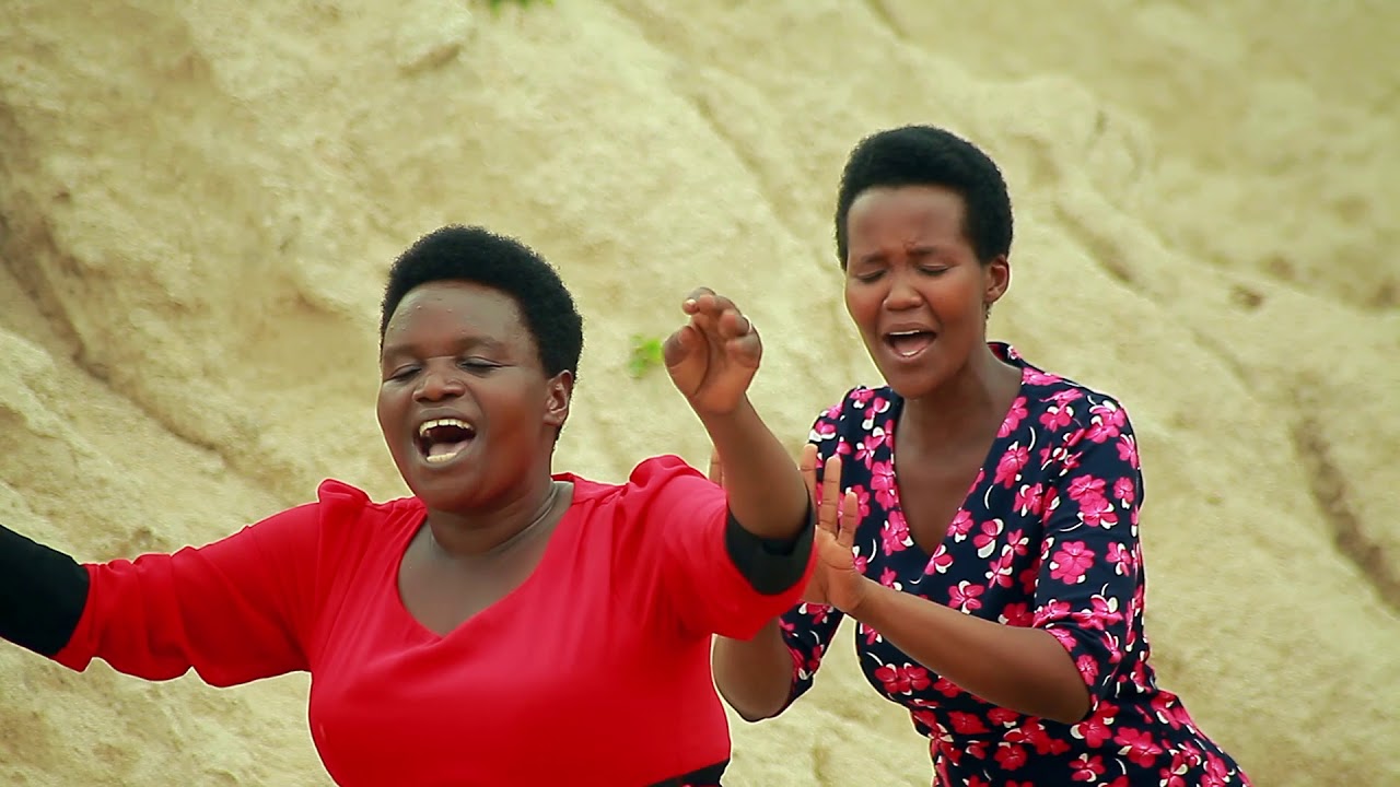 Yarabibonye by Rugwiro celestin