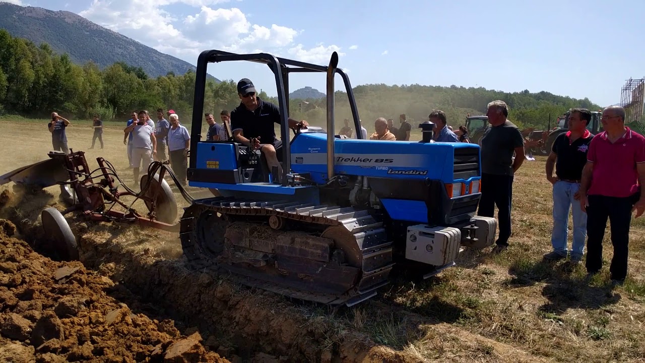 Landini trekker 85 in aratura Fontechiari 2017