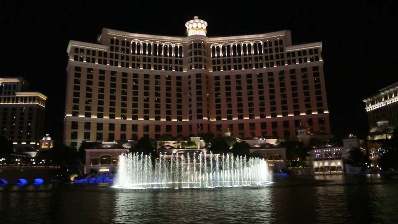 Bellagio Dancing Fountains - 