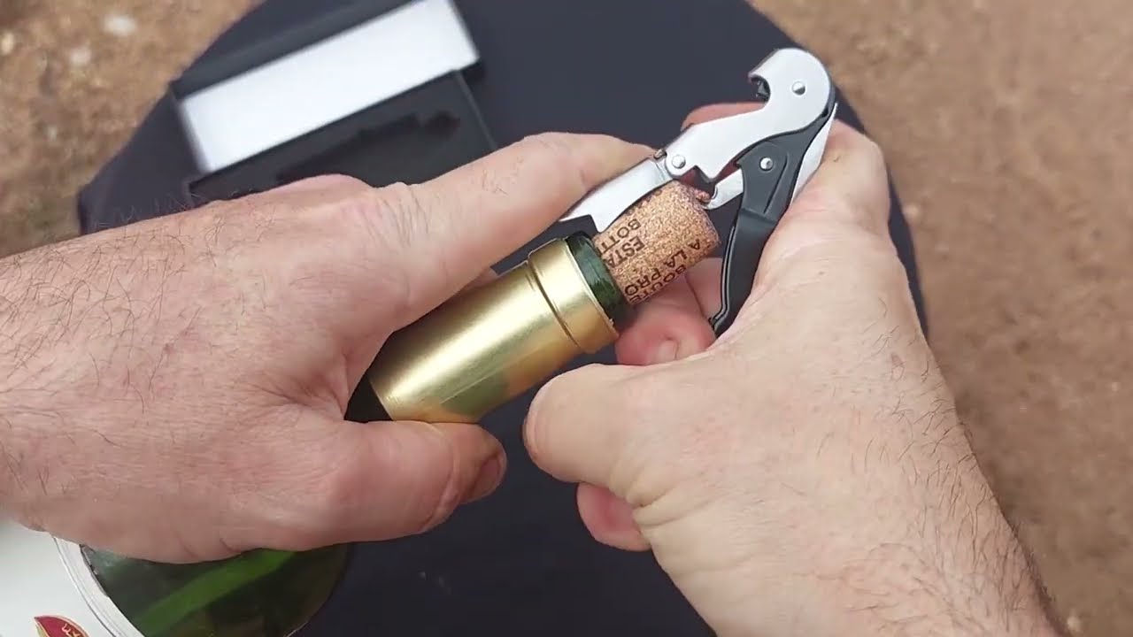 Sacacorchos Abridor de Vino multifuncional, Buena calidad del metal y muy bien presentado