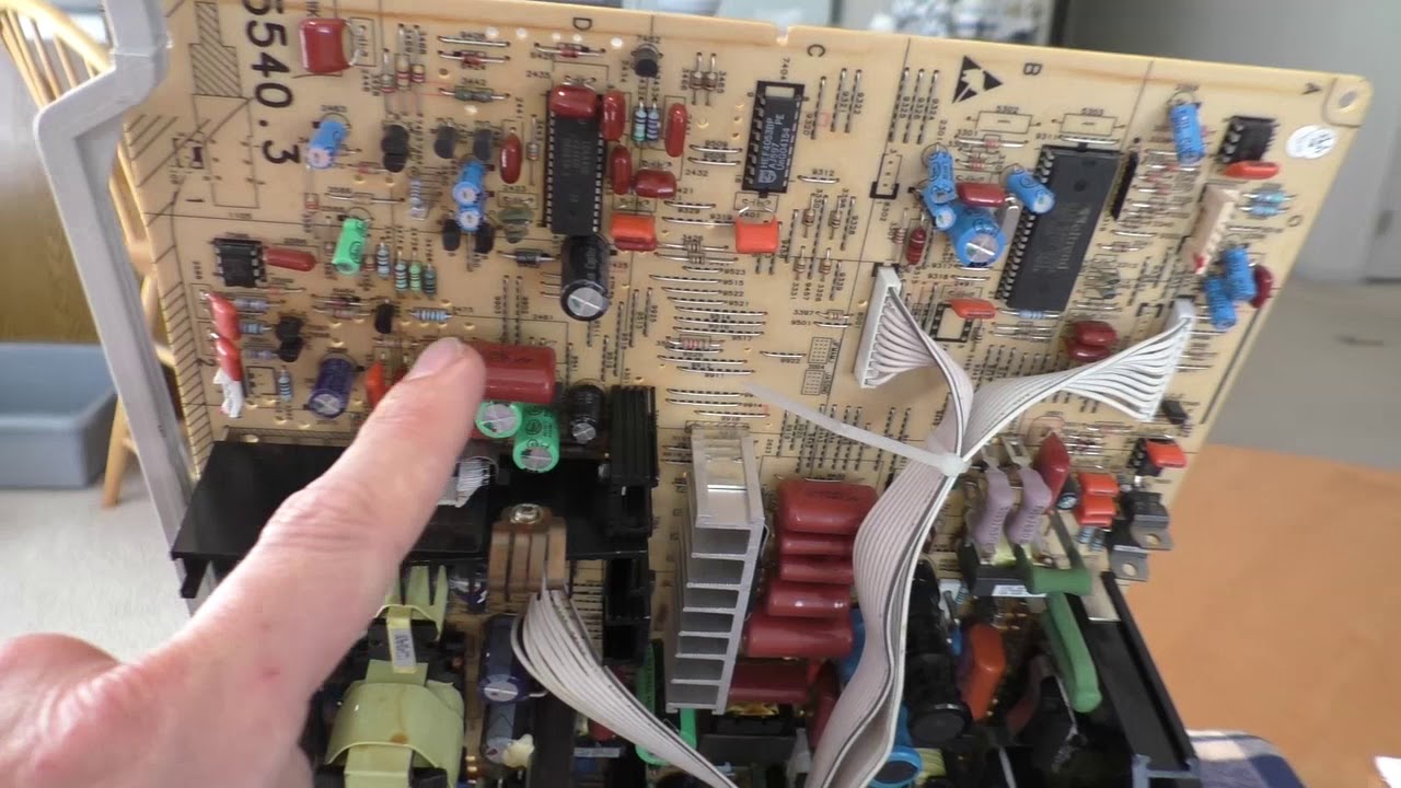 Repair a CRT Computer Monitor Screen Shaking Bad Caps and Cracked Solder Joints Philips 201B4 Arcade