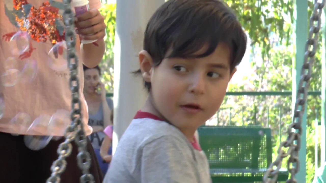 לנפץ את הבועה- סרט גמר תשע
