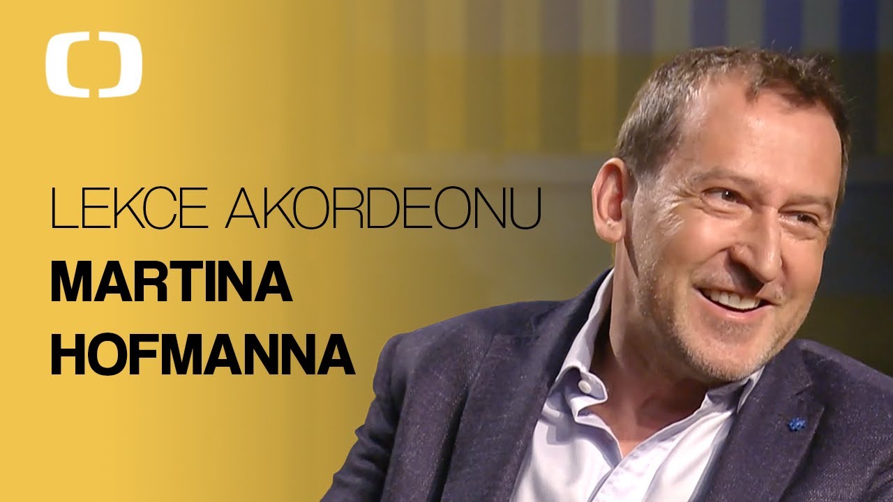 Výborné SHOW | Martin Hofmann učí hrát na akordeon Lucii Výbornou