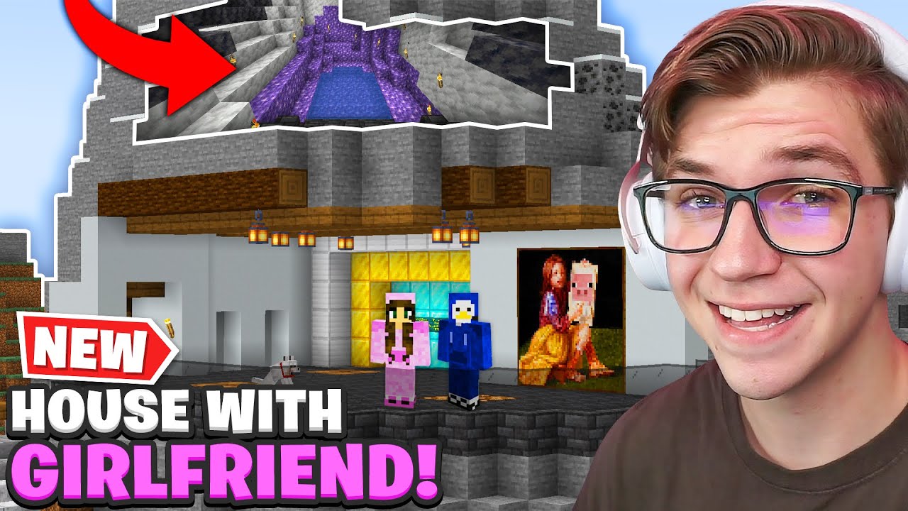 I Built A NEW House in Minecraft with My Girlfriend! (Secret Room 🤯)