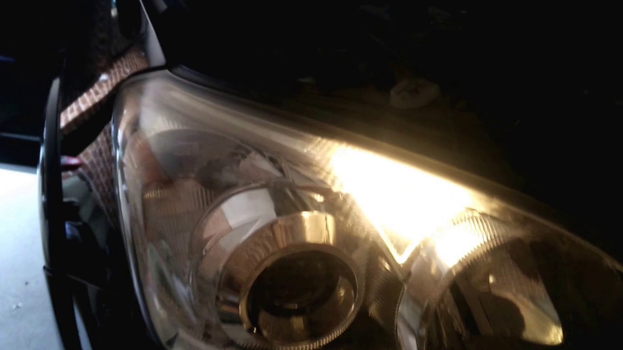 Toyota RAV4 2009 Parking Lights Replacement (2005-2012)
