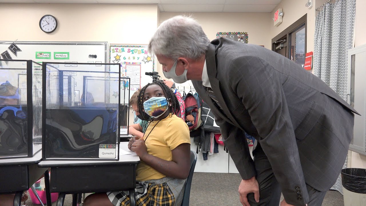 Dr. Asplen: On the Move | Laurel Nokomis School