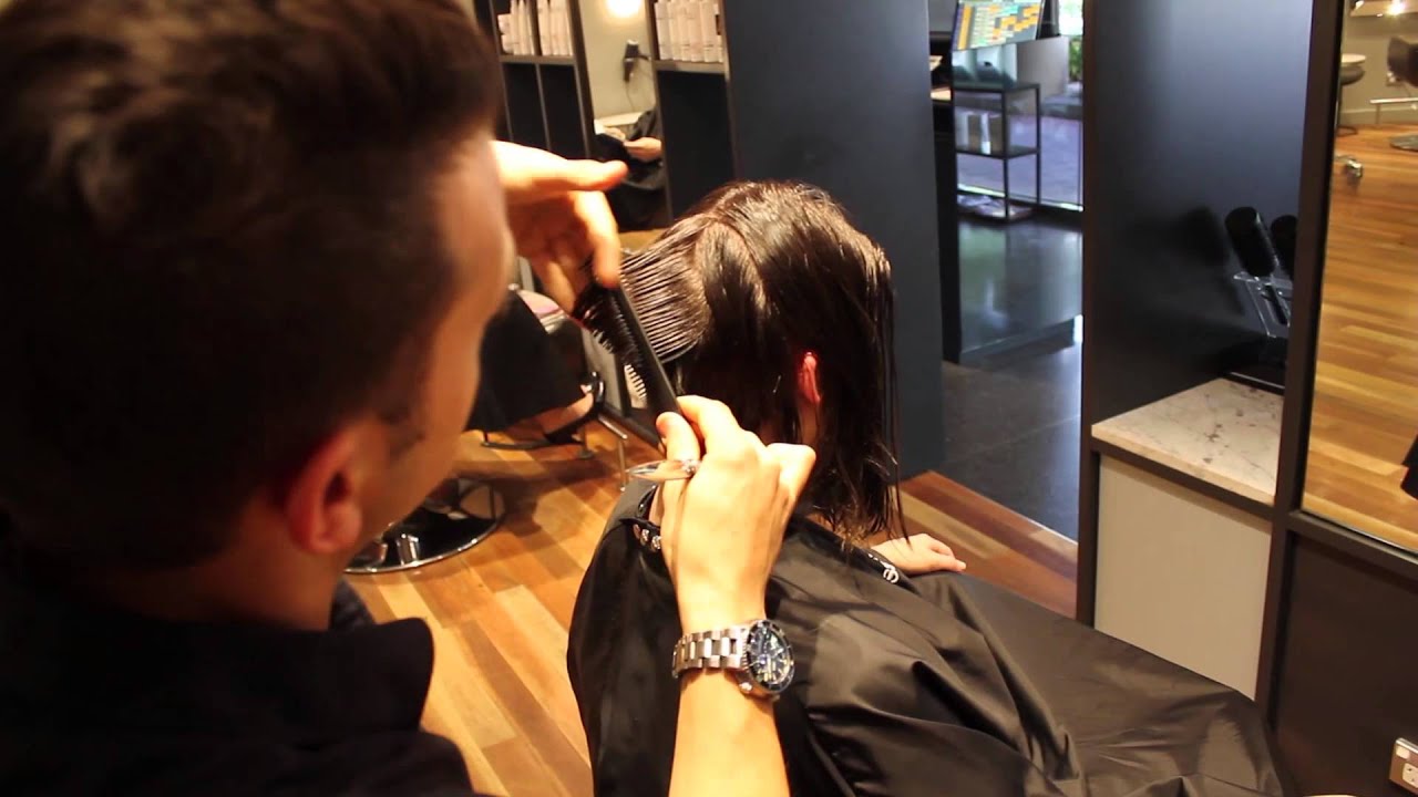 Long to Short Asymmetrical Cut - Model Corina Retter Part 1/3