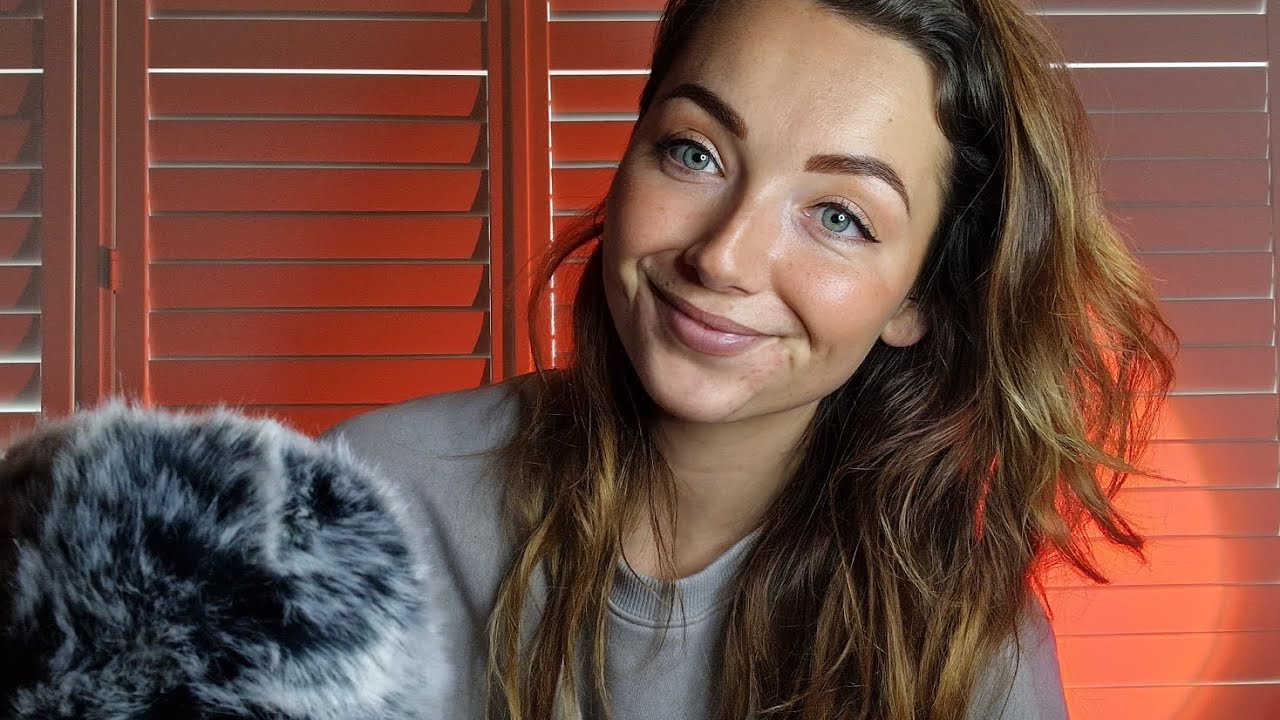 ASMR - Whisper Ramble / Life Update (travelling, resolutions, goals, vlog channel?) 💭💬