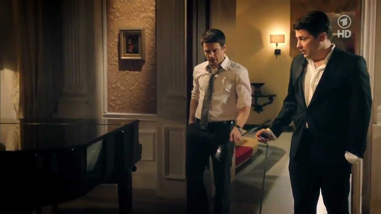 Ansgar und Sebastian: Golfspiel im Schloss