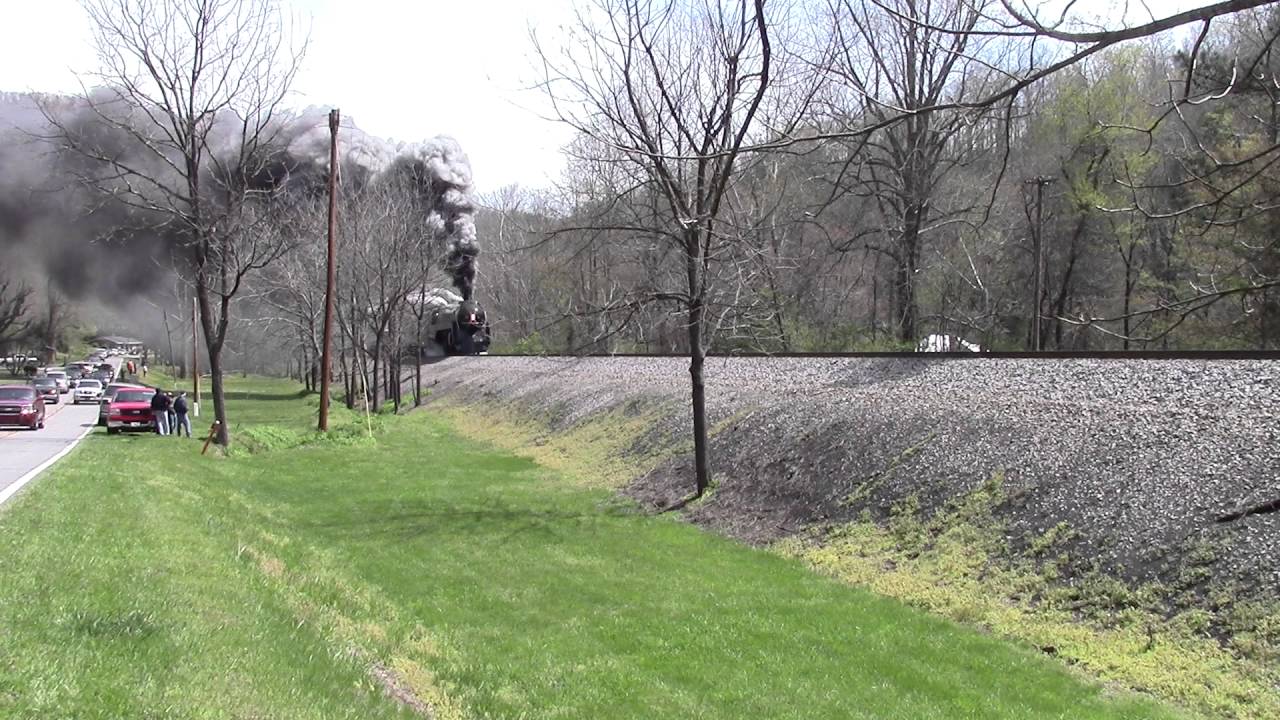 NW 611 tackling the first grade of the Old Fort loops