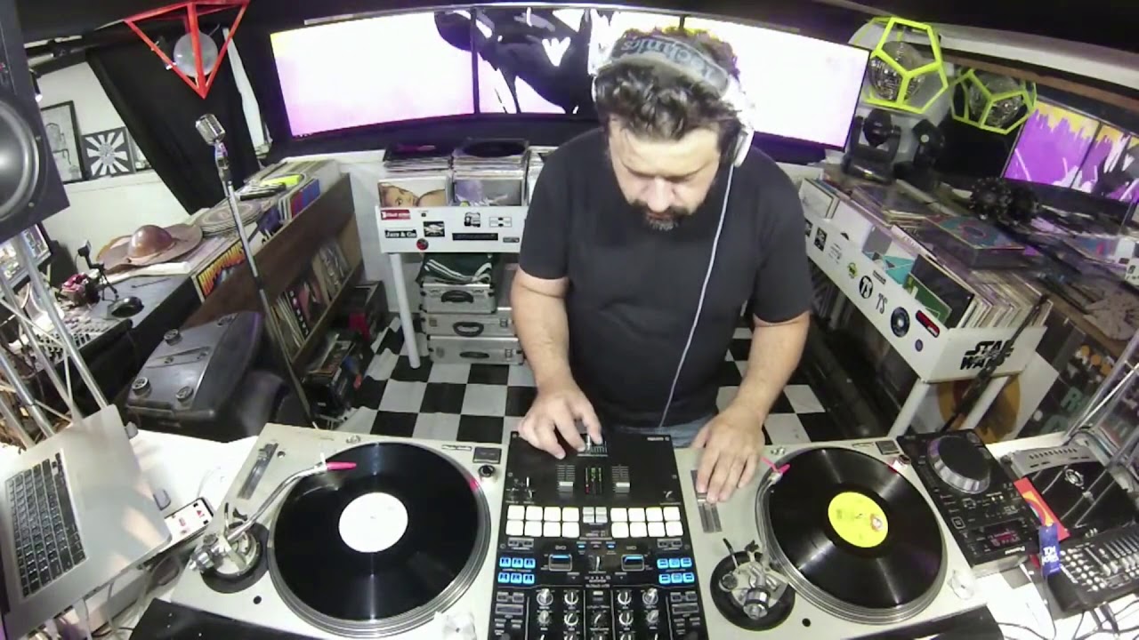 DJ LEO BAILER -  ANOS 90 HIT&acute;S